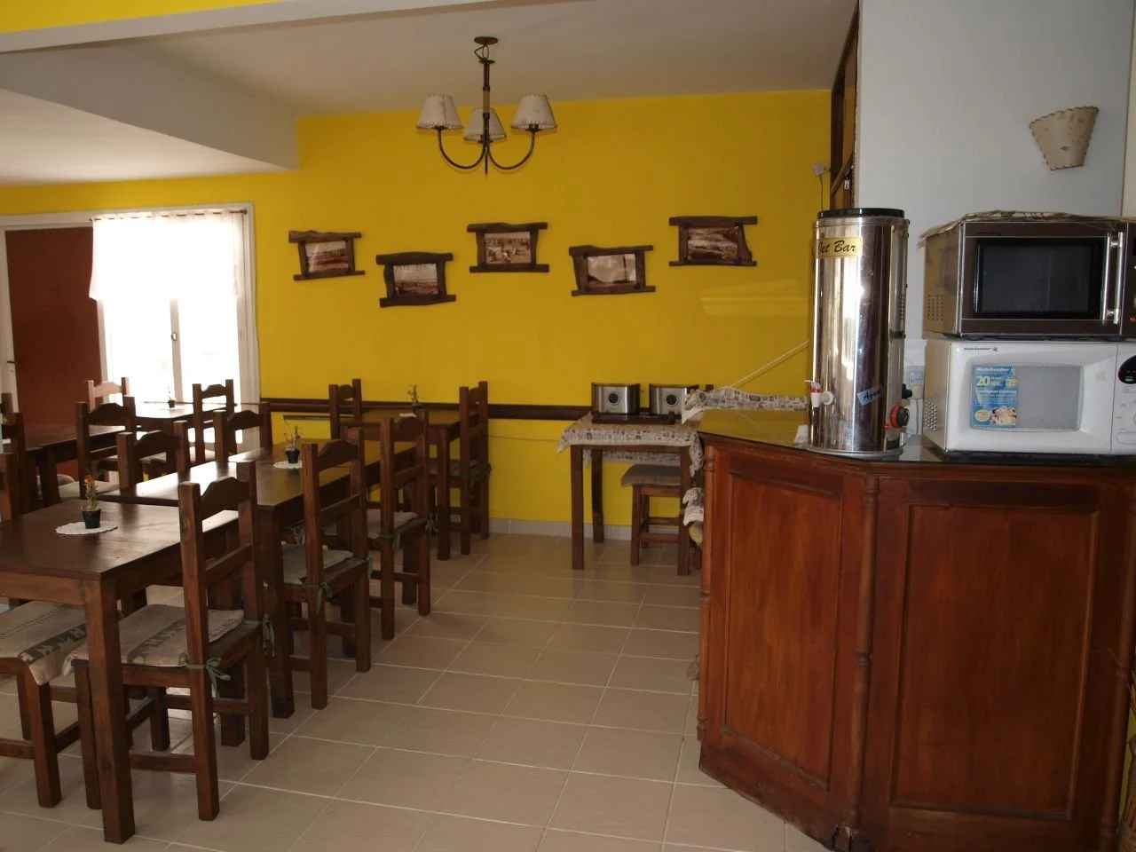 Wi-Fi y salón comedor